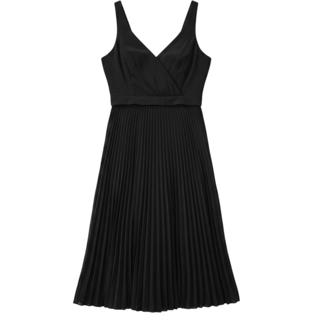 City Chic Lilly Dress Black Pleated V-Neck Sleeveless Maxi Plus Size M 18 NEW